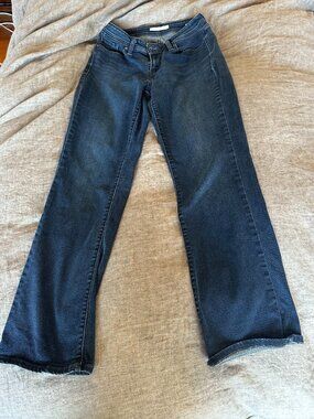 Levis Strauss & Co 529 Curvy Bootcut Size 6